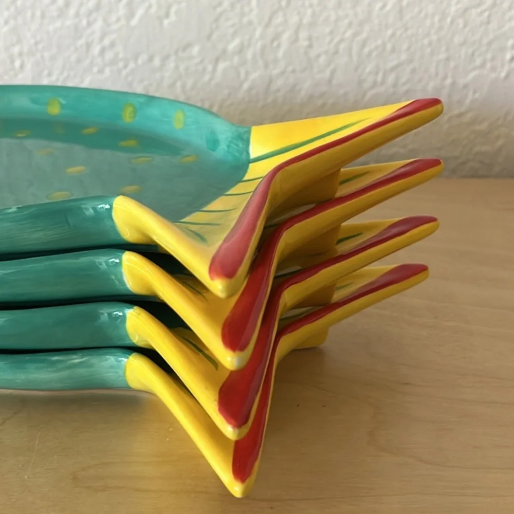 4 Foreside Vintage Colorful Fish Shaped Ceramic Plates